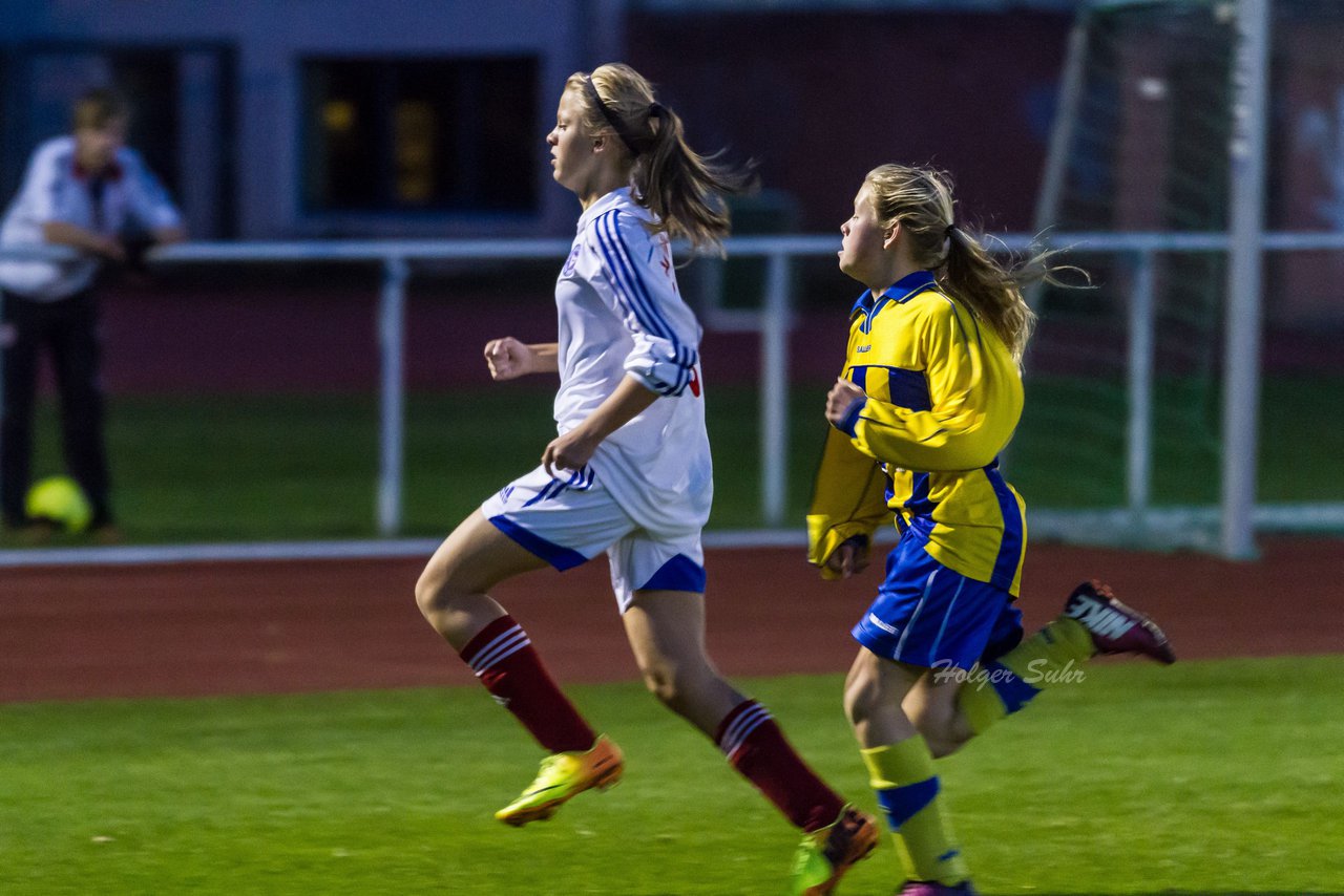 Bild 110 - B-Juniorinnen SV Henstedt-Ulzburg - Holstein Kiel : Ergebnis: 0:12